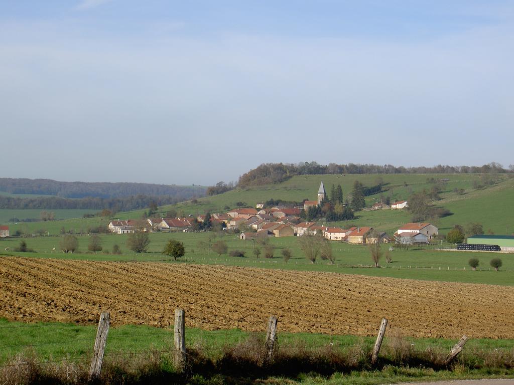 Doncourt-sur-Meuse玛丽佳尔庄园旅馆住宿加早餐旅馆 外观 照片